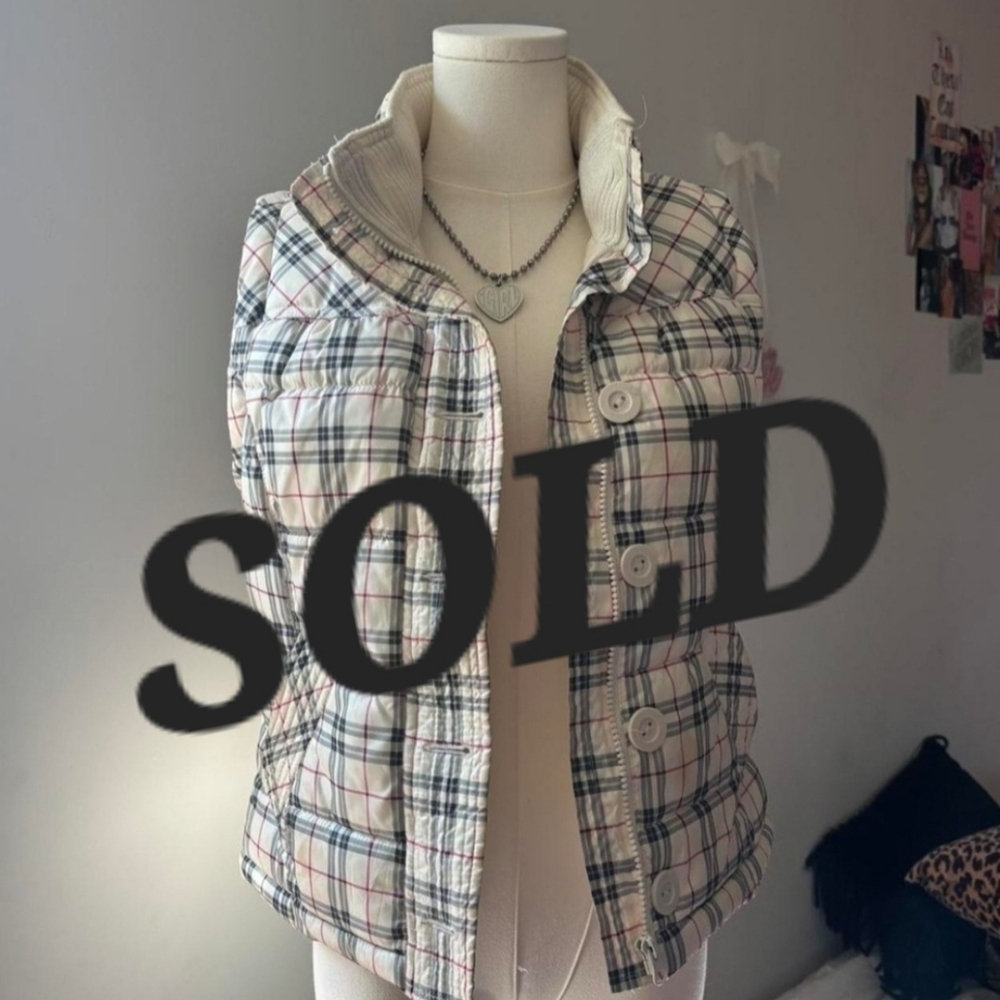 Aeropostale Plaid Puffer Vest - Cream and Black